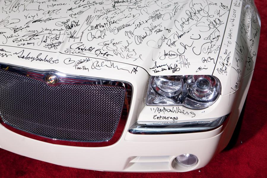  Chrysler 300C EcoStyle Edition 2010 года  (фото 3 из 4)